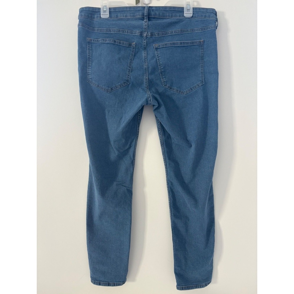 H&M Womens Size 16 Blue Denim Jeans 98%Cotton 2% Elastane Slim Fit Casual Pants - Picture 3 of 6